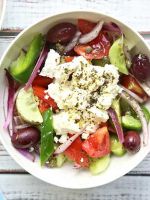 Классический греческий салат - простой рецепт