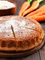 Постный морковный пирог