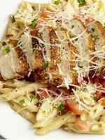 Паста с курицей – лучшие рецепты популярного итальянского блюда