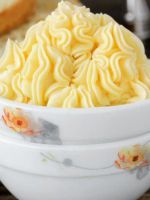 Масляный крем для торта - лучшие рецепты для пропитки, украшения и выравнивания десерта