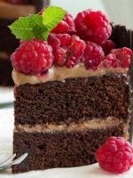 Торт с малиной - интересные идеи приготовления и украшения десерта с ягодами