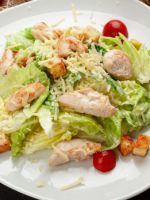 Салат «Цезарь» с курицей - вкусные и простые рецепты оригинальной закуски