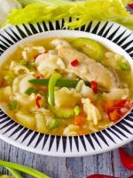 Суп на курином бульоне - вкусные и разнообразные рецепты простого первого блюда