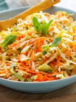 Салат из капусты - самые вкусные рецепты витаминной закуски