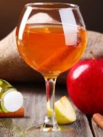 Вино из ранеток - ароматный алкоголь по домашним рецептам