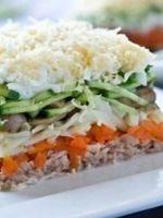 Салат из консервированной горбуши - легкие и вкусные блюда для любого праздника