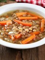 Постный суп из чечевицы - очень вкусное, ароматное и сытное блюдо!