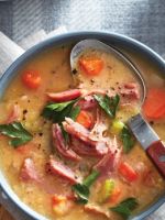 Суп с копченостями - очень вкусное, ароматное и сытное блюдо