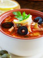 Классический суп-солянка - рецепты сытного, ароматного блюда из разного мяса