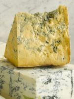 Сыр с голубой плесенью - польза и лучшие рецепты аппетитных закусок