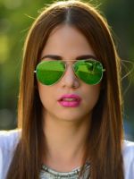 Зеленые очки - стильный, модный аксессуар