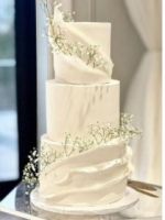 Свадебный торт 2023 - тренды на красивые, большие и бенто угощения
