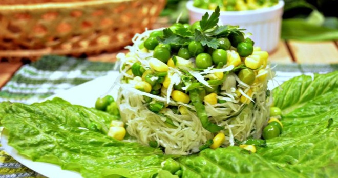 Весенний салат – очень вкусные, легкие закуски из овощей и фруктов