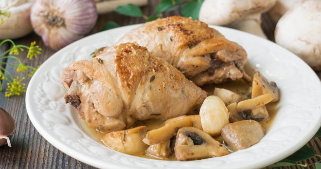 Курица с шампиньонами - идеальное сочетание для приготовления вкусных блюд