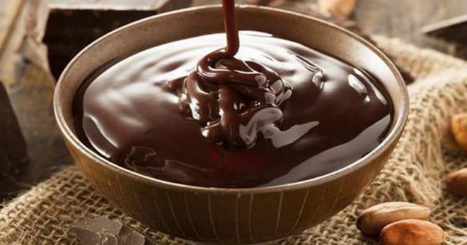 Как приготовить шоколадную глазурь для любой выпечки?