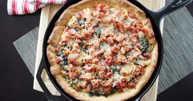 Как приготовить пиццу на сковороде по самым быстрым рецептам?