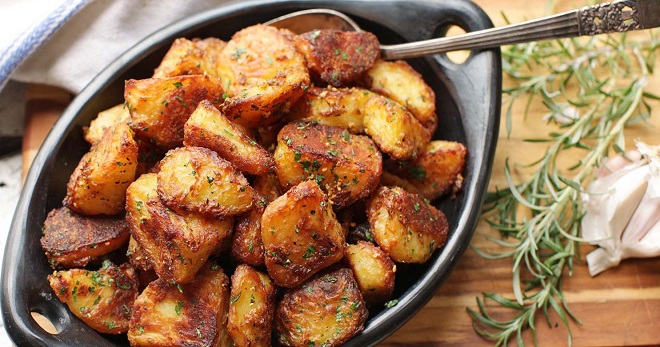 Запеченная картошка в духовке - вкусные сытные блюда на каждый день