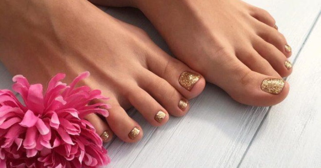 Fashionable pedicure for summer 2022 - stylish and original ideas and bright designs