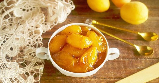 Классический рецепт абрикосового варенья на зиму - быстро, вкусно и просто!