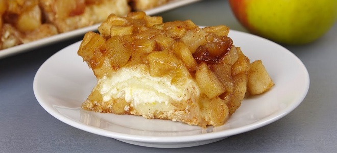 Десерт из лаваша с яблоками
