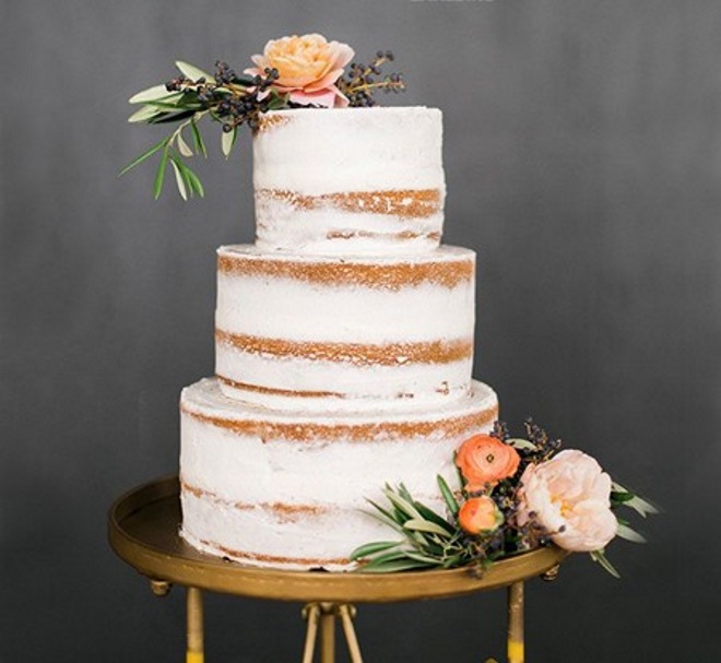 Голый свадебный торт - фото