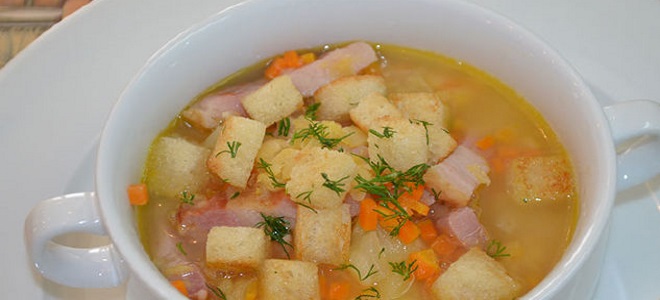 гороховый суп с копченой грудинкой
