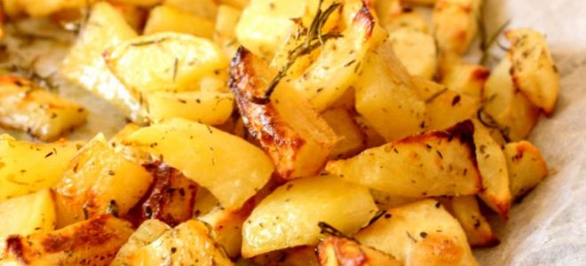 Картофель по-деревенски на сковороде рецепт