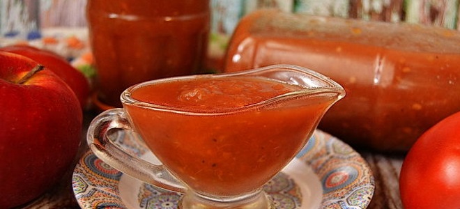 ketchup iz yablok i tomatnoy pasty