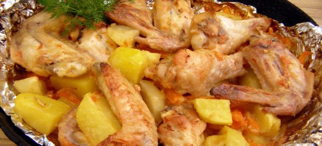 курица с картошкой в духовке со сметаной