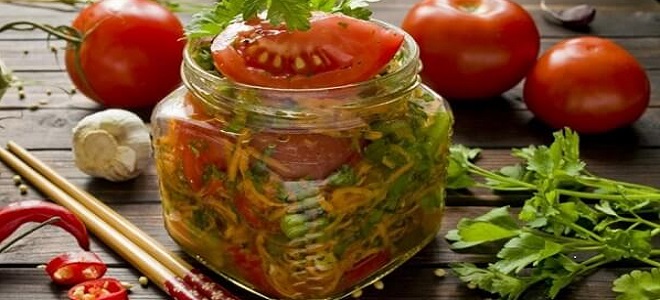 Салат из огурцов и помидоров по-корейски