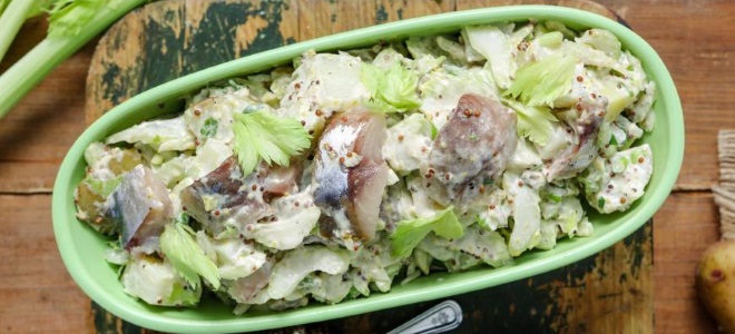 Салат из соленой скумбрии - рецепт
