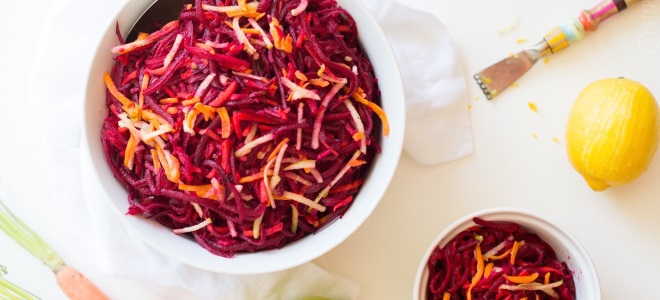 Салат из свежей свеклы и моркови - рецепт