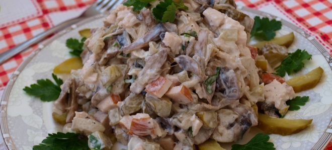 Салат с курицей и жареными грибами рецепт с фото очень вкусный