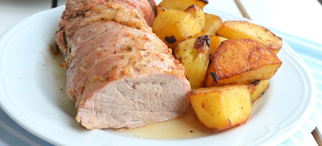 Рецепт свинина с картошкой в горшочке в духовке рецепт с фото