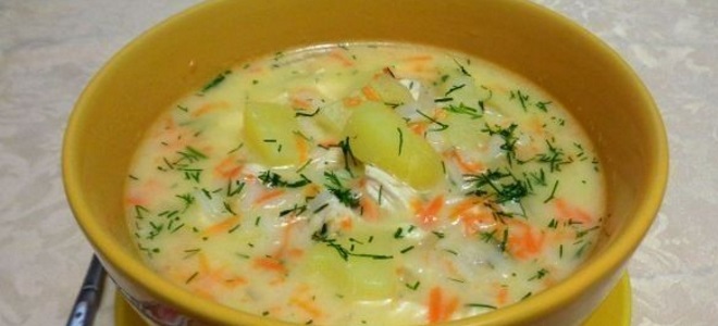 сырный суп с лапшой и курицей