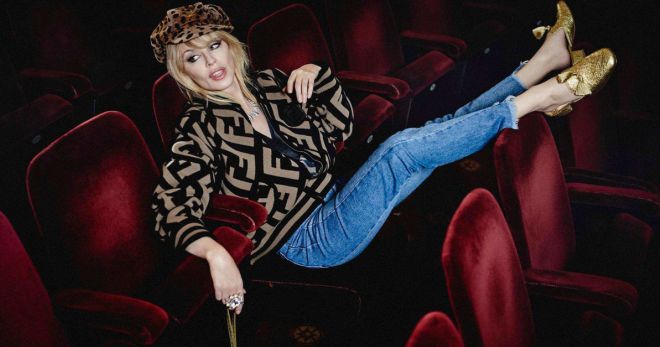 Кайли Миноуг украсила обложку Vogue: ей 50, кто бы мог подумать! 