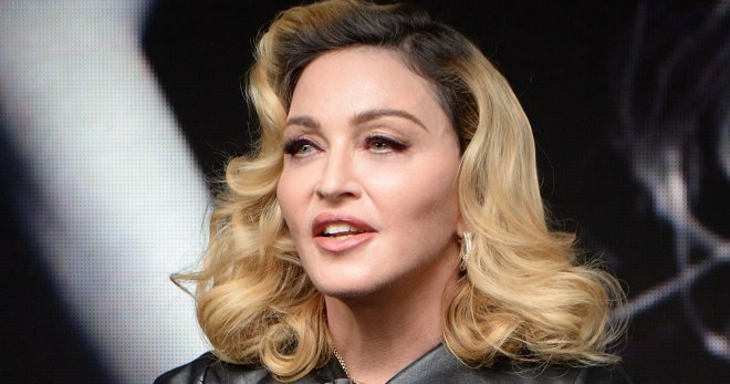 Мадонна избежала обвинения в харассменте благодаря меркантильности ее жертвы!