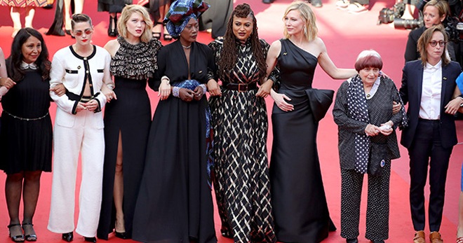 Акция протеста: актрисы выступили против дискриминации на красной дорожке Каннского кинофестиваля