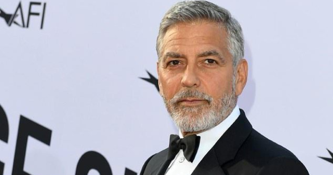 Джордж Клуни госпитализирован после аварии на скутере