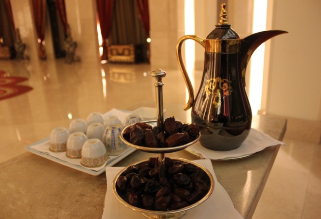 Чай и финики из Омана