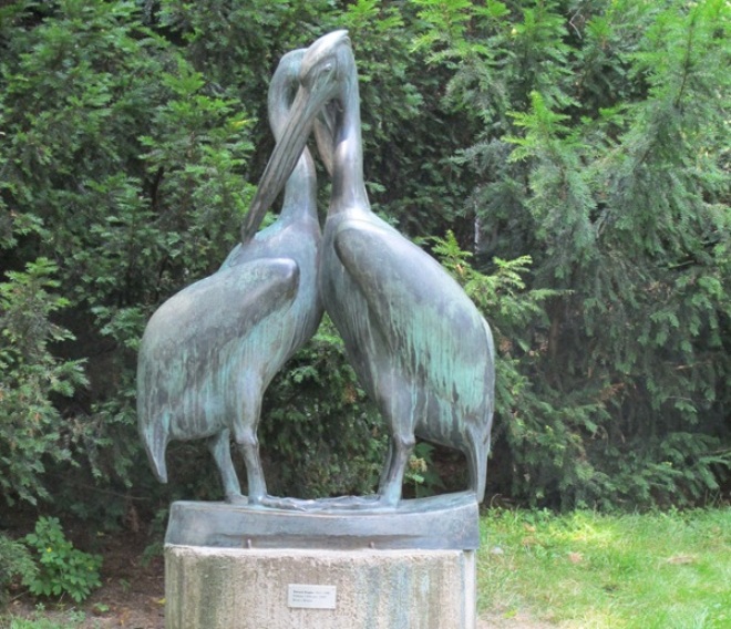 Памятник журавлям