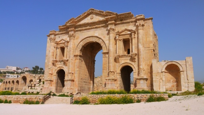 Триумфальная арка Адриана