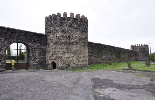 Кварельская крепость