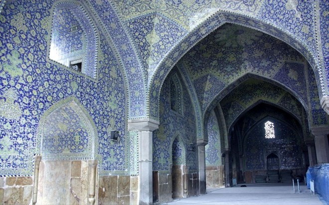 Интерьер мечети Имама в Исфахане
