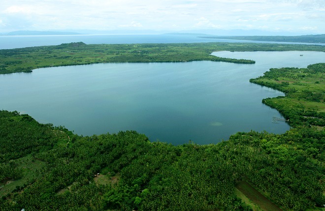 Озеро Данао