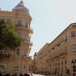 Улица Низами (Баку)