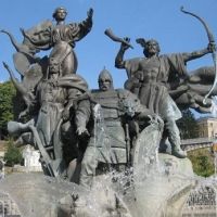 Памятники Киева