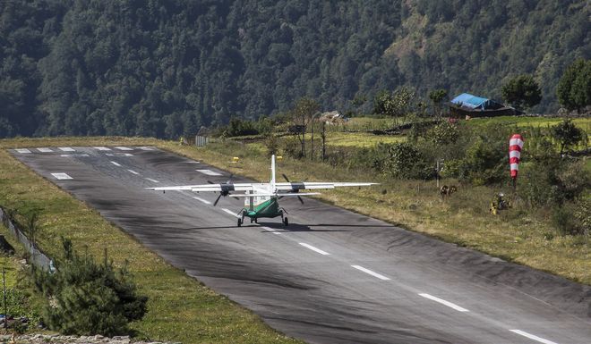 Аэропорт Лукла в Непале