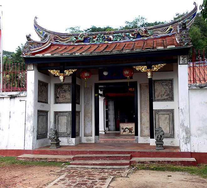 Храм Сам Пох (Бринчаг)