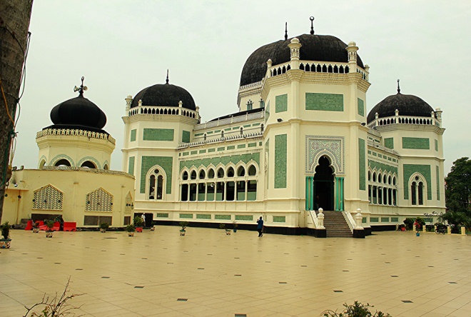 Мечеть Масджид Рая